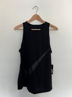 nwt nike black dri-fit loose tank with subtle swoosh, size small